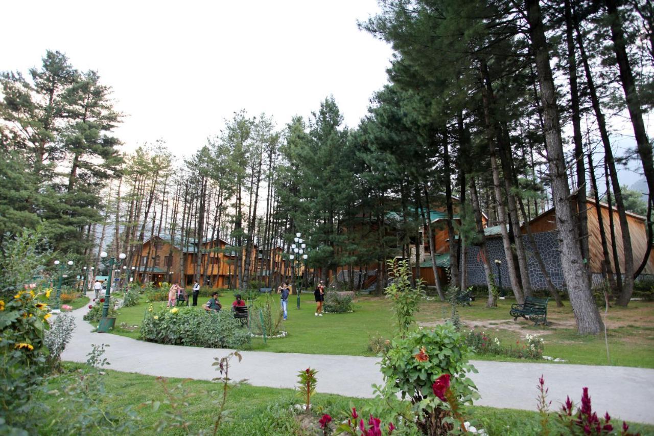 Radisson Golf Resort Pahalgam Exterior photo